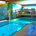 In Dienten With Ski-in Access & Pool Apartman Dienten am Hochkönig